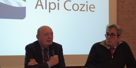 Il Ministro dell\u0027Ambiente Pichetto Fratin insieme al presidente dei Parchi Alpi Cozie Pulzoni.