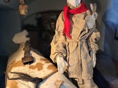 Hotel Dieu \u002D Carnevale di Salbertrand: aratura della neve