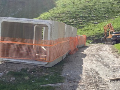 Une image du chantier le long de la route des Selleries.