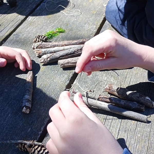 Laboratory: raft building