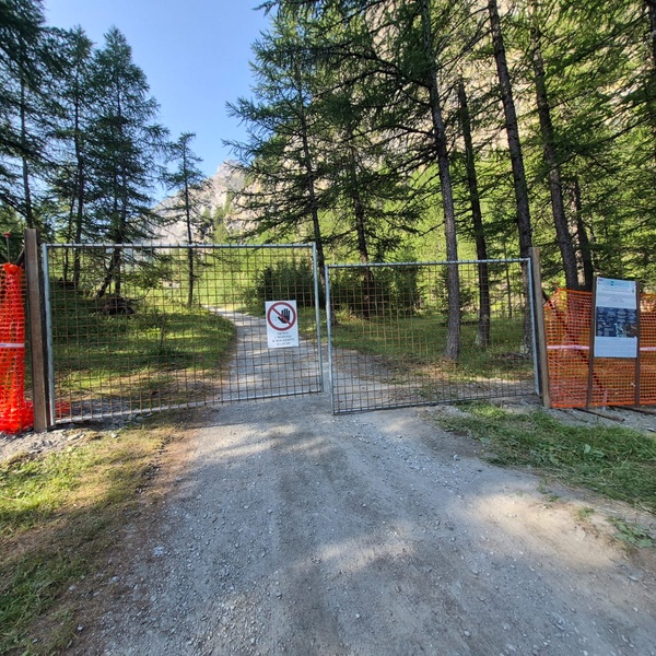 Chiusura strada nel Parco Val Troncea
