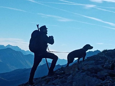 Cherz con il suo conduttore e guardiaparco Ghirardi