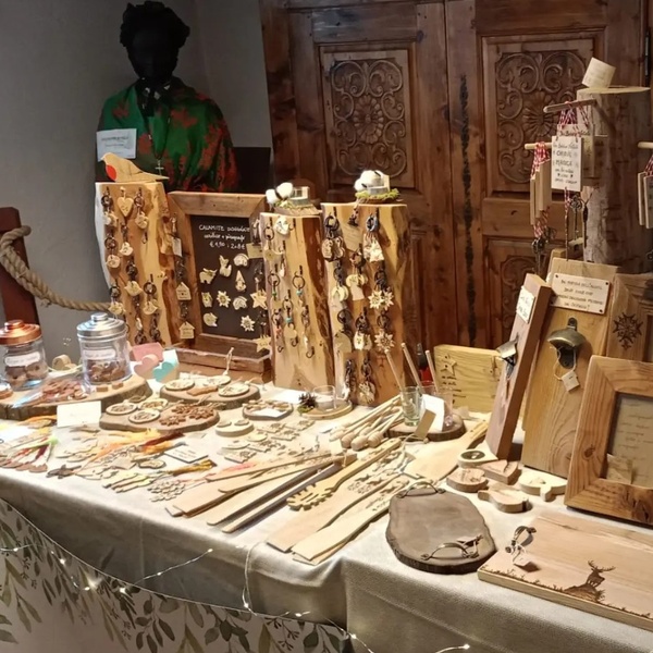 Mercatino di Natale 2023 a Casa Escartons