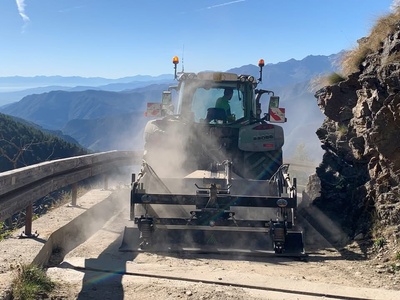 La fraiseuse de la route des Selleries.