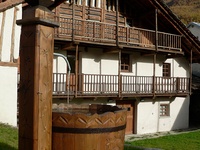 House of the Escartons \u0022Alex Berton\u0022