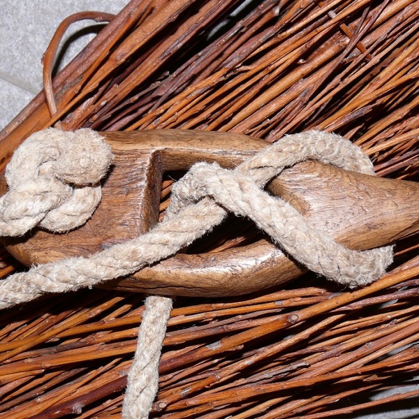 The crank: symbol of the Ecomuseo Colombano Romean.